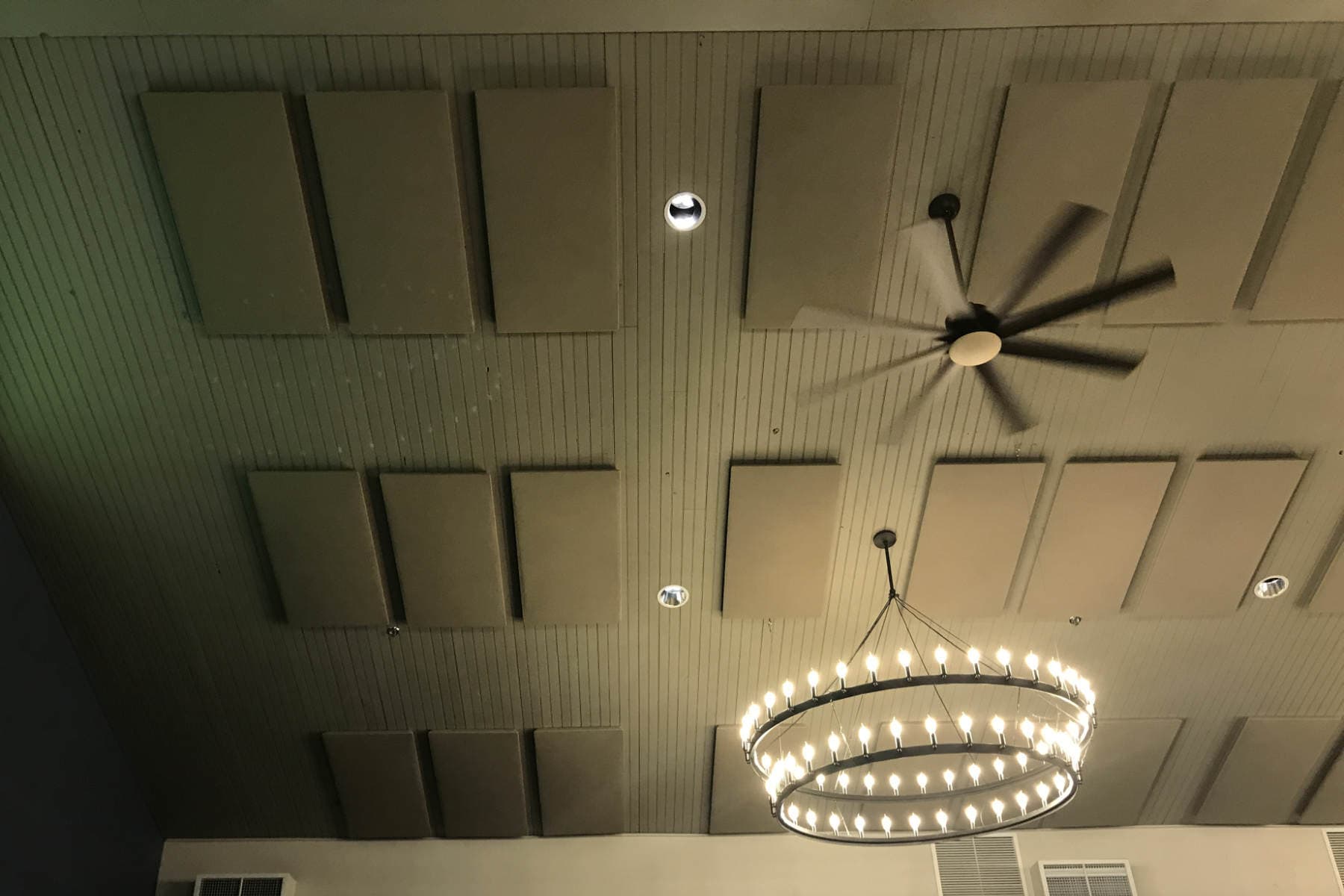 WAVEPro acoustic panels on ceiling of restaurant